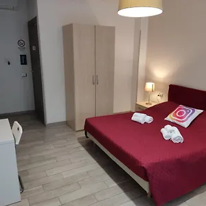 https://bb-web-room.it-tuscanyhotel.com